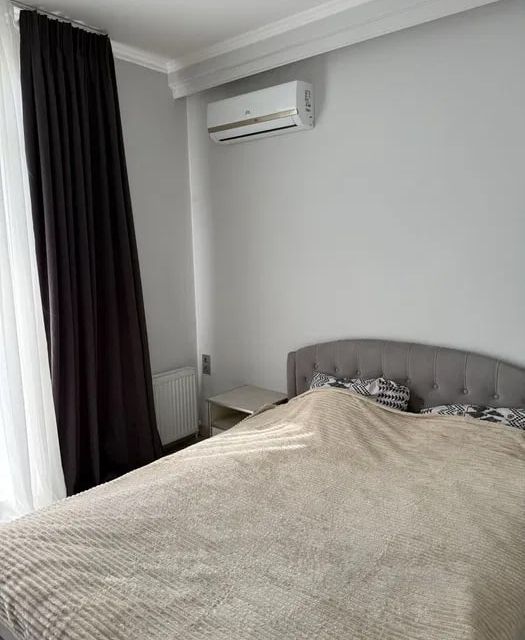 Сдаётся 1-комнатная квартира, 37 м²