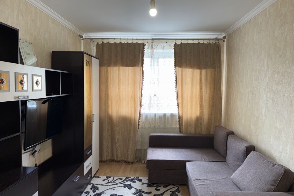 Сдаётся 1-комнатная квартира, 43 м²