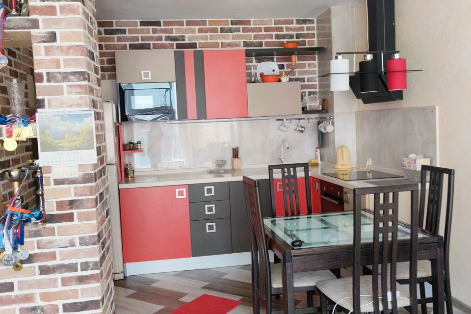 Сдаётся 1-комнатная квартира, 50 м²