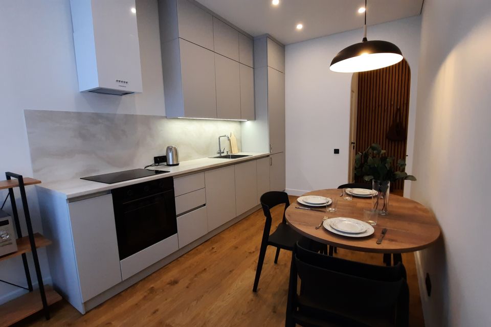 Сдаётся 2-комнатная квартира, 55 м²