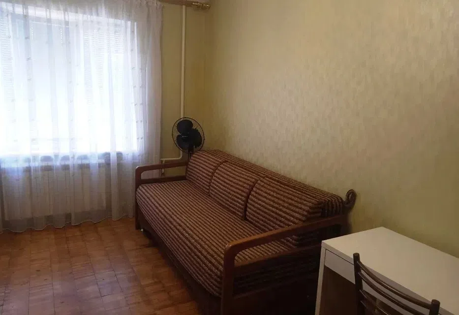 Сдаётся 2-комнатная квартира, 55 м²