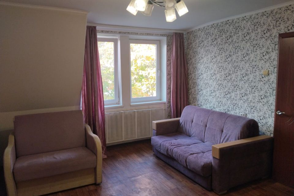 Сдаётся 1-комнатная квартира, 38 м²