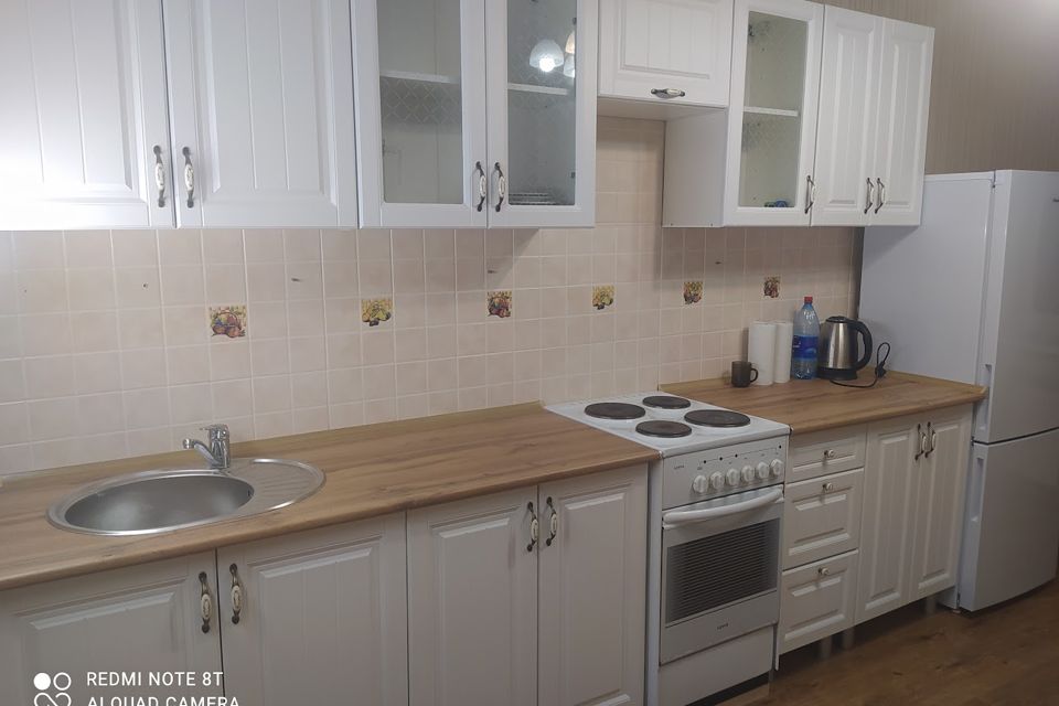 Сдаётся 1-комнатная квартира, 42 м²