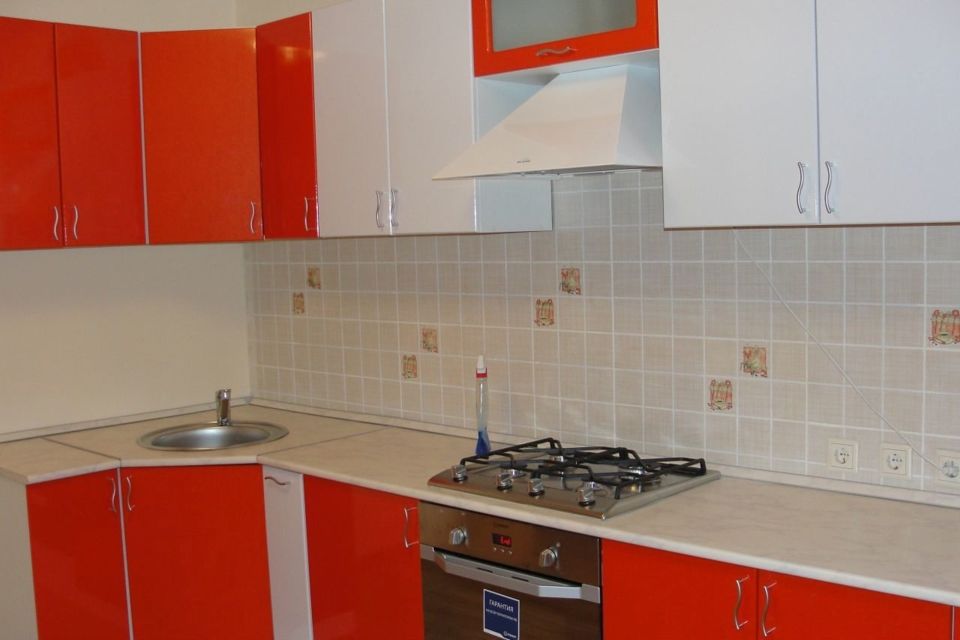 Сдаётся 1-комнатная квартира, 55 м²
