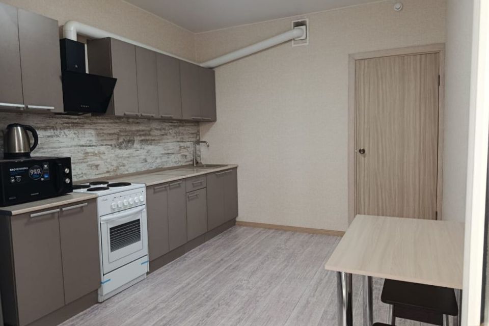 Сдаётся 1-комнатная квартира, 38 м²