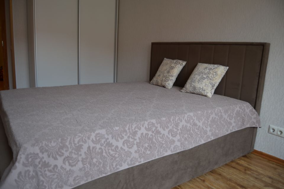 Сдаётся 2-комнатная квартира, 67 м²