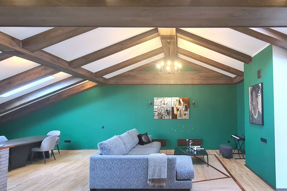 Сдаётся 2-комнатная квартира, 160 м²