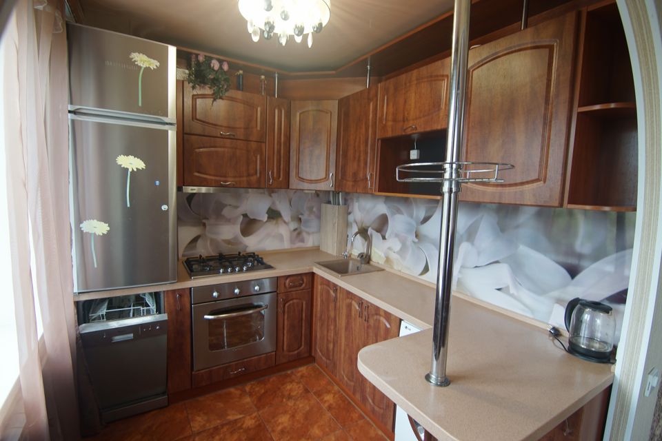Сдаётся 3-комнатная квартира, 56.5 м²