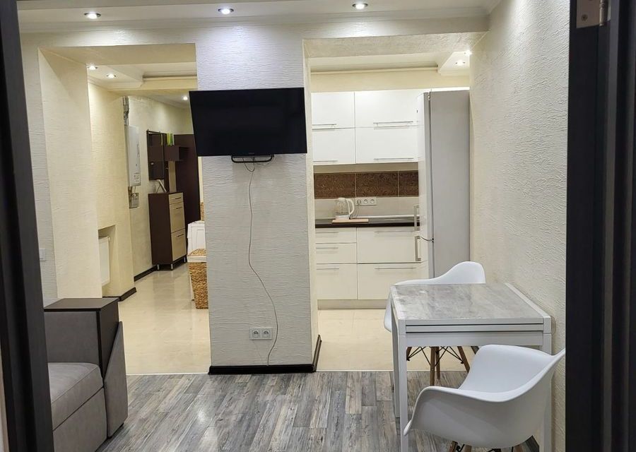 Сдаётся 2-комнатная квартира, 60 м²