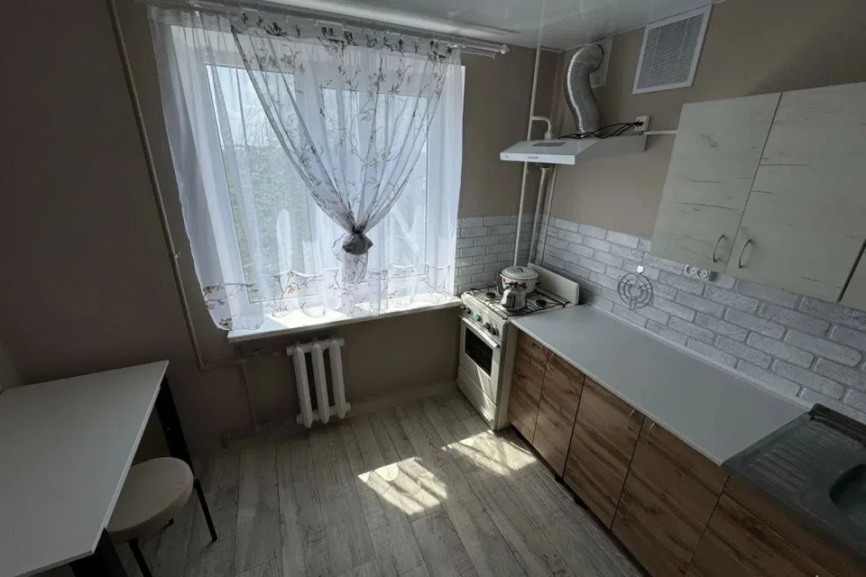 Сдаётся 2-комнатная квартира, 50 м²