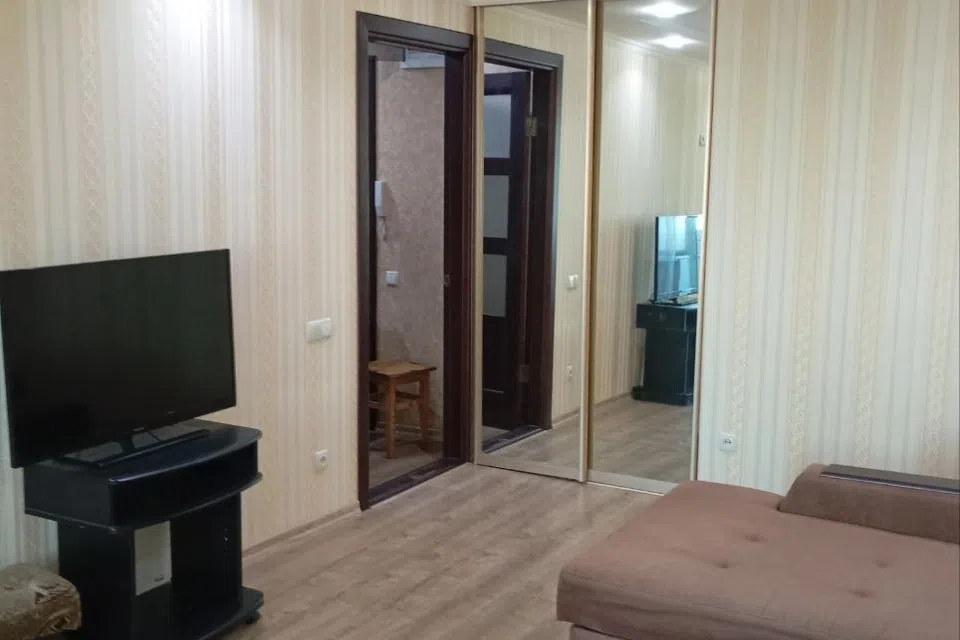 Сдаётся 2-комнатная квартира, 50 м²