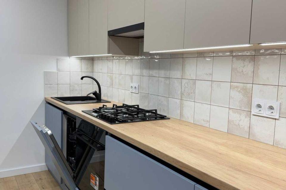 Сдаётся 1-комнатная квартира, 37 м²