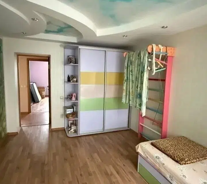 Сдаётся 3-комнатная квартира, 100 м²