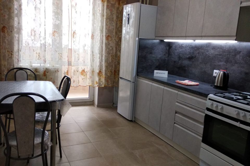 Сдаётся 1-комнатная квартира, 43 м²