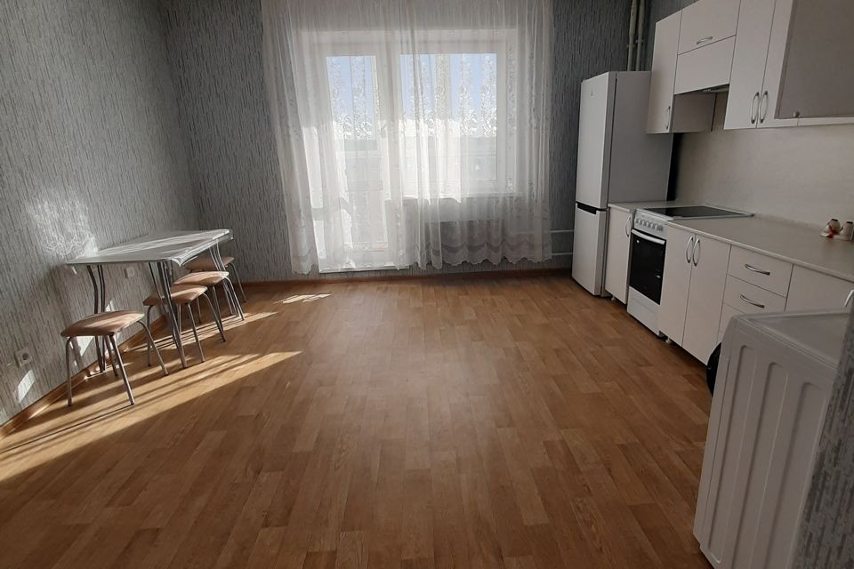 Сдаётся 1-комнатная квартира, 40.4 м²