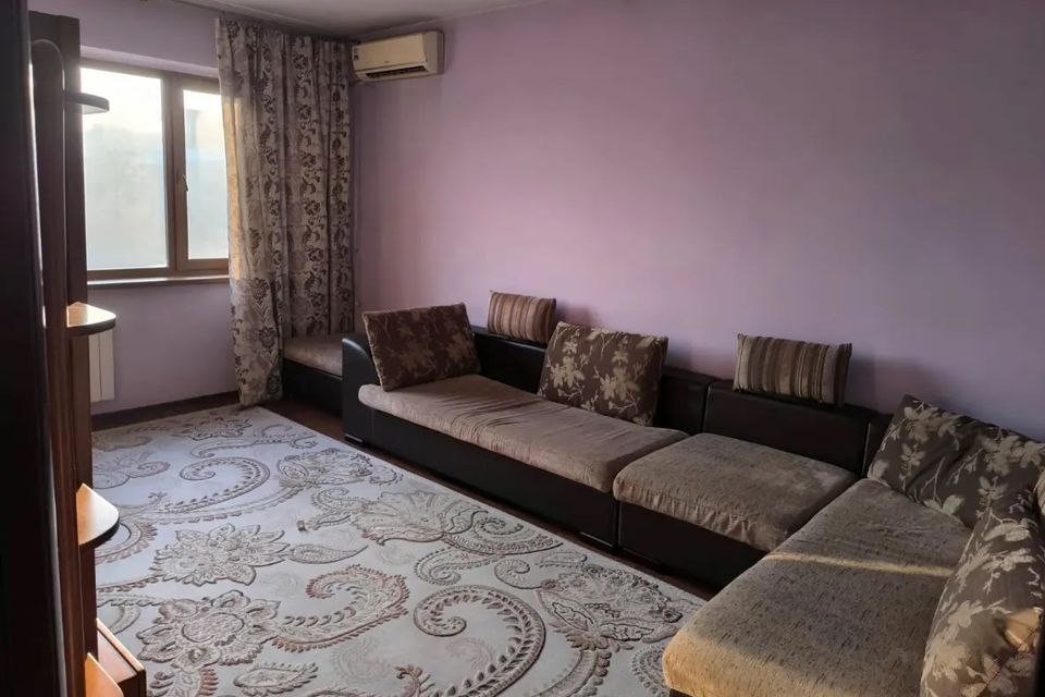 Сдаётся 2-комнатная квартира, 49 м²