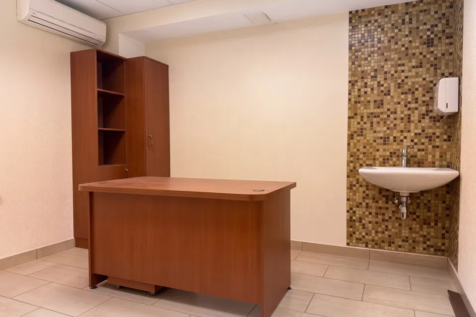 Сдаётся помещение своб. назначения, 250 м²