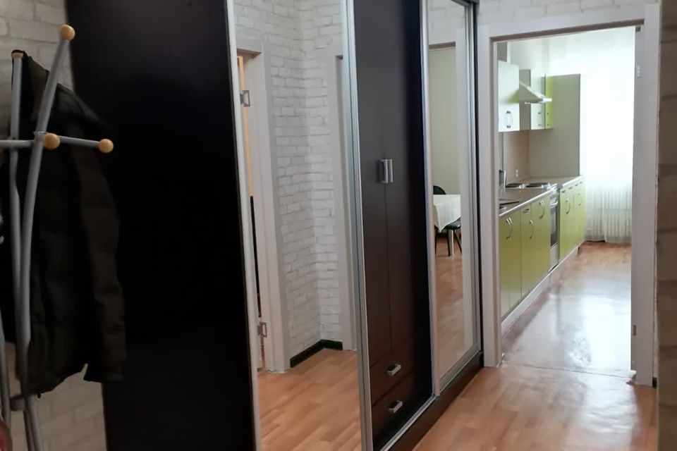 Сдаётся 1-комнатная квартира, 50.1 м²