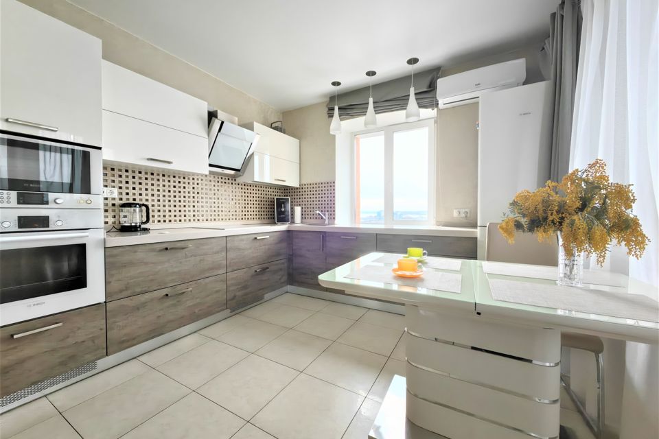 Сдаётся 2-комнатная квартира, 62 м²