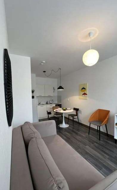 Сдаётся 1-комнатная квартира, 37 м²