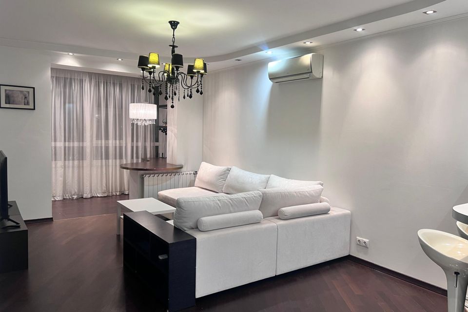Сдаётся 2-комнатная квартира, 51 м²