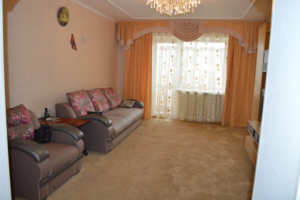 Сдаётся 2-комнатная квартира, 74 м²