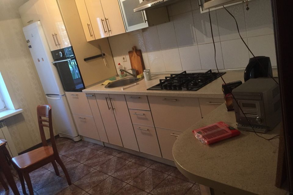 Сдаётся 2-комнатная квартира, 56 м²