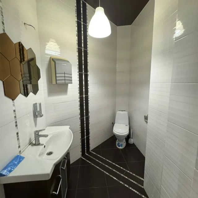 Сдаётся офис, 100 м²