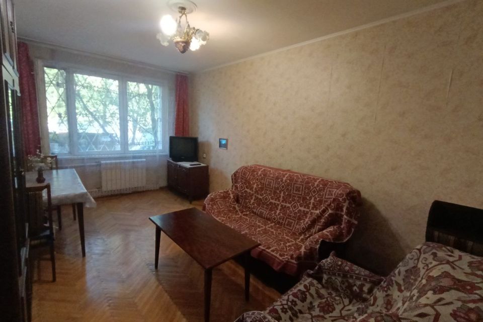 Сдаётся 3-комнатная квартира, 58 м²