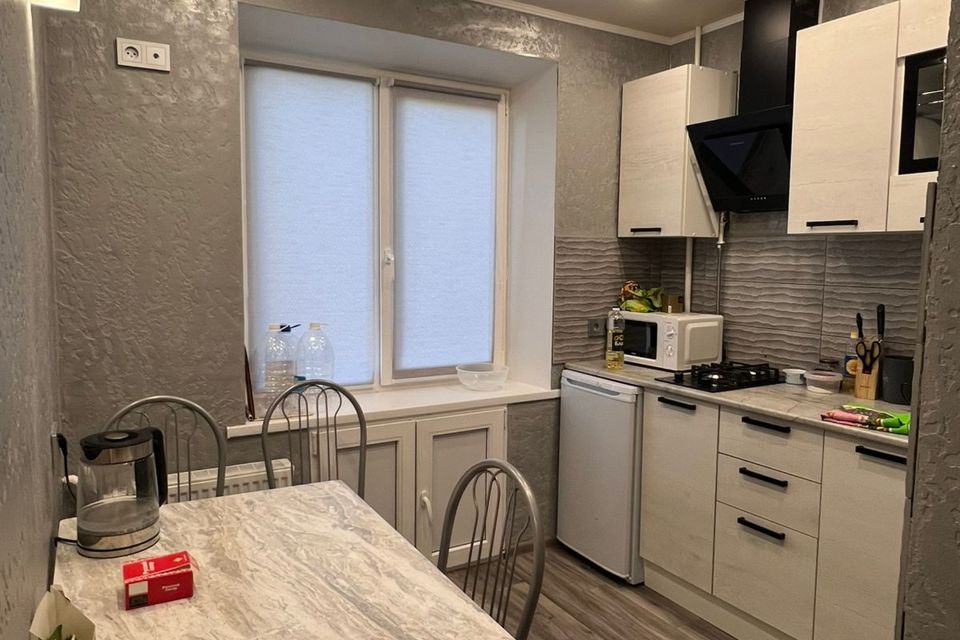 Сдаётся 4-комнатная квартира, 65 м²