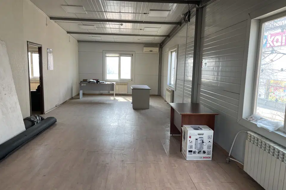 Сдаётся помещение своб. назначения, 200 м²