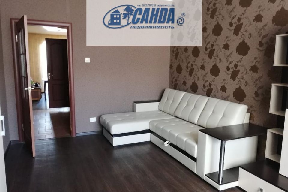 Сдаётся 2-комнатная квартира, 70.1 м²