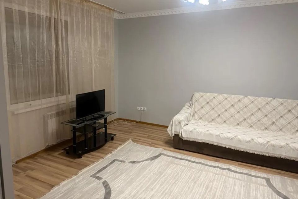 Сдаётся 1-комнатная квартира, 37 м²