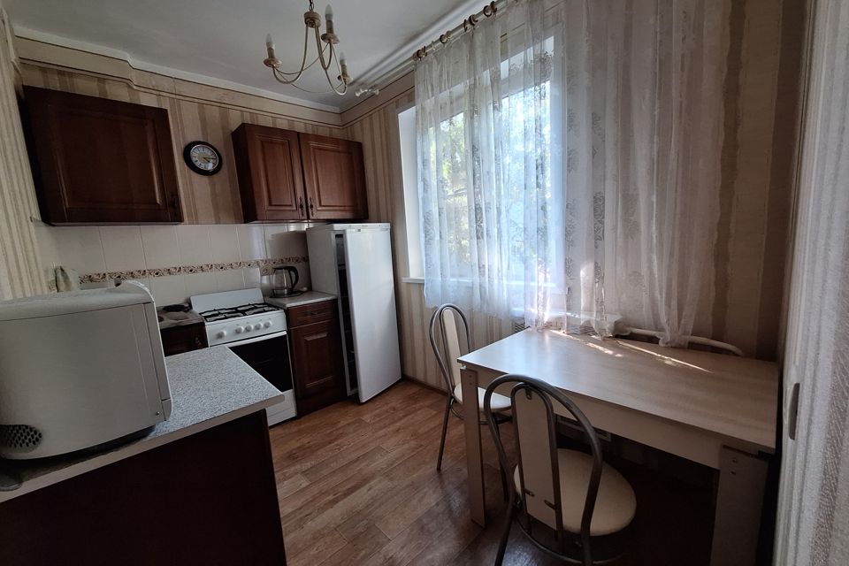 Сдаётся 2-комнатная квартира, 40 м²