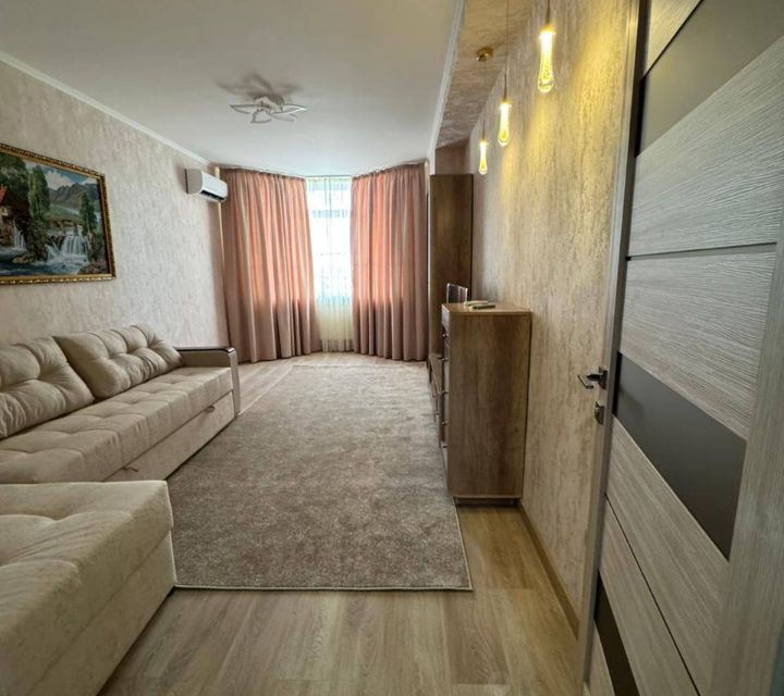 Сдаётся 1-комнатная квартира, 42.3 м²