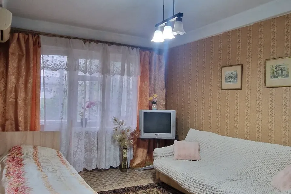 Сдаётся 2-комнатная квартира, 50 м²
