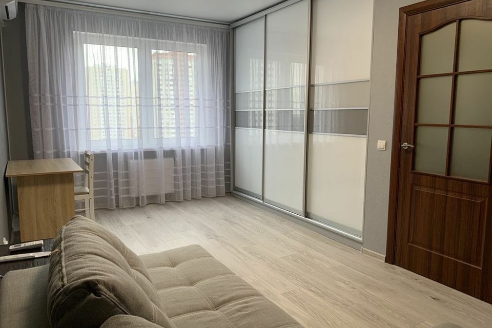 Сдаётся 1-комнатная квартира, 37 м²
