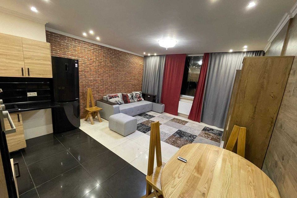 Сдаётся 1-комнатная квартира, 37 м²