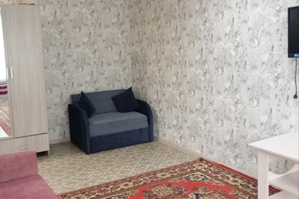 Сдаётся 1-комнатная квартира, 32 м²