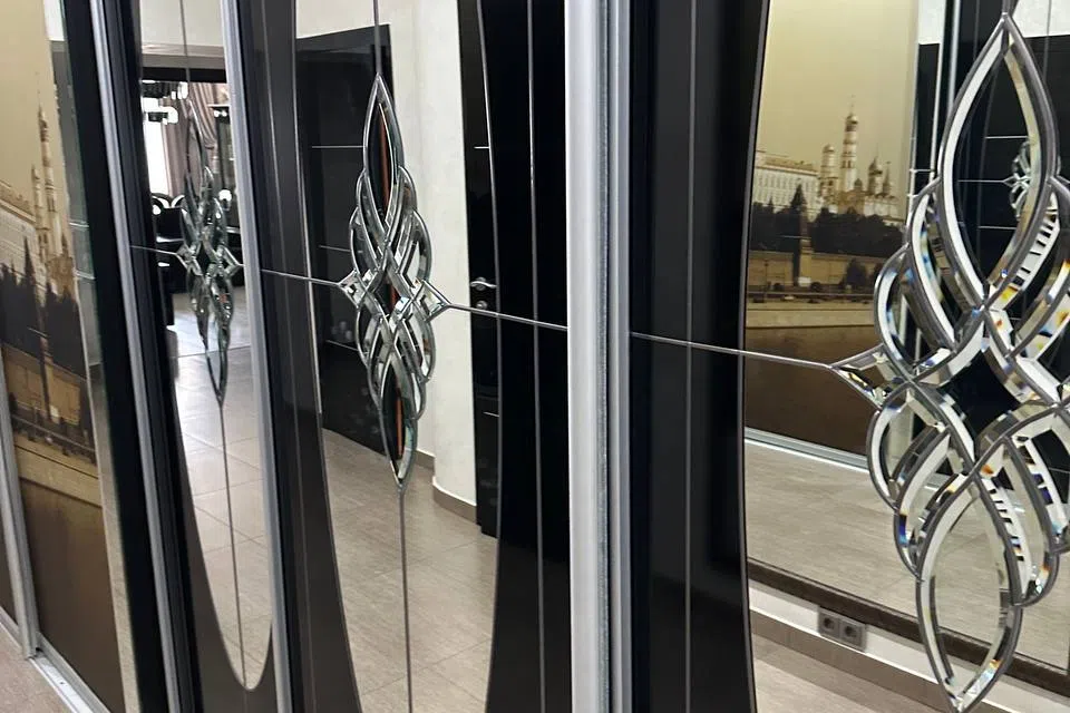 Сдаётся 4-комнатная квартира, 160 м²