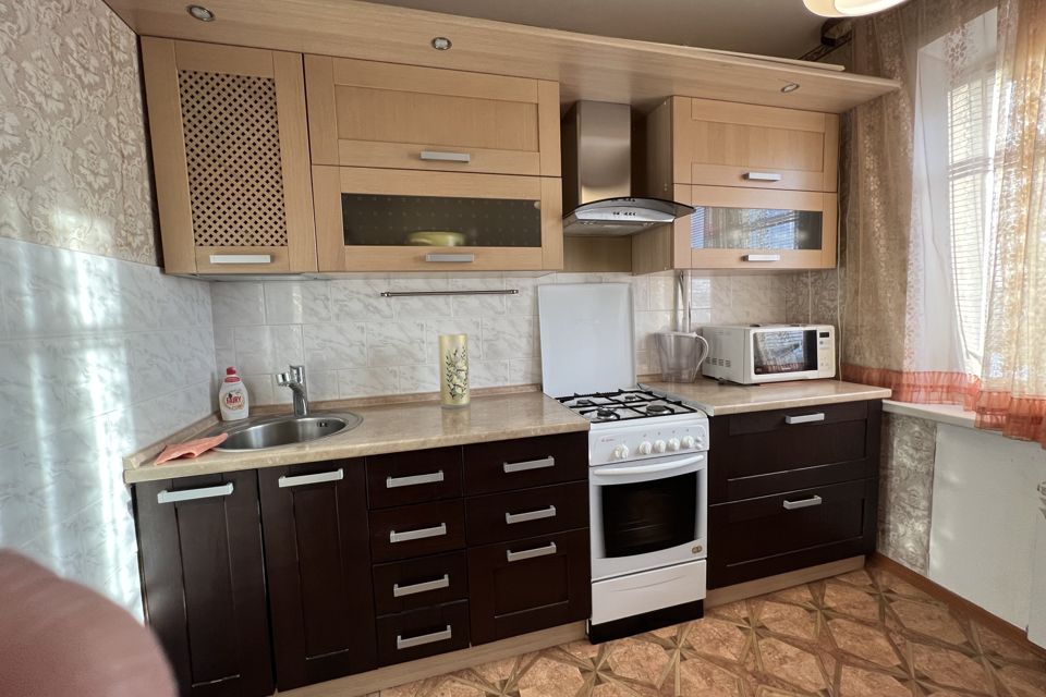 Сдаётся 2-комнатная квартира, 52 м²