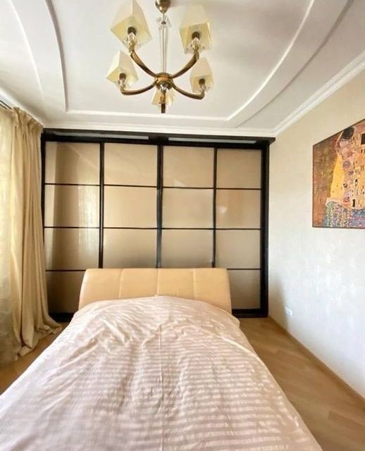 Сдаётся 2-комнатная квартира, 63 м²