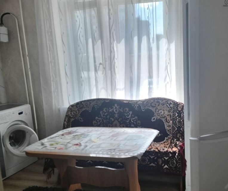 Сдаётся 1-комнатная квартира, 38 м²