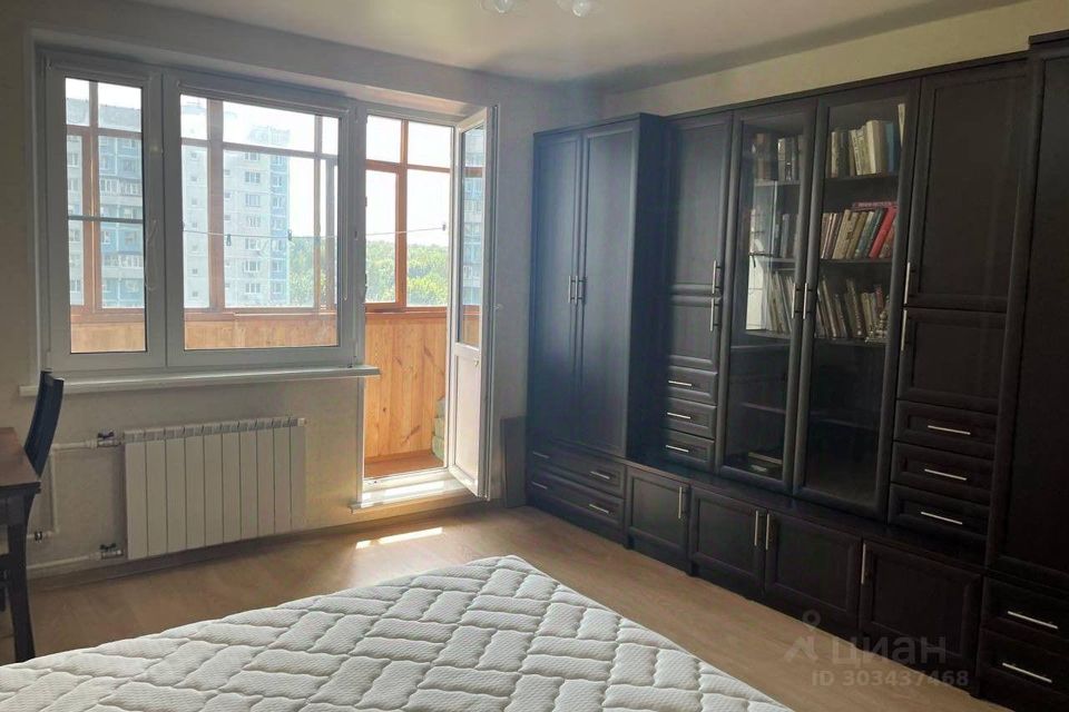 Сдаётся 1-комнатная квартира, 40 м²