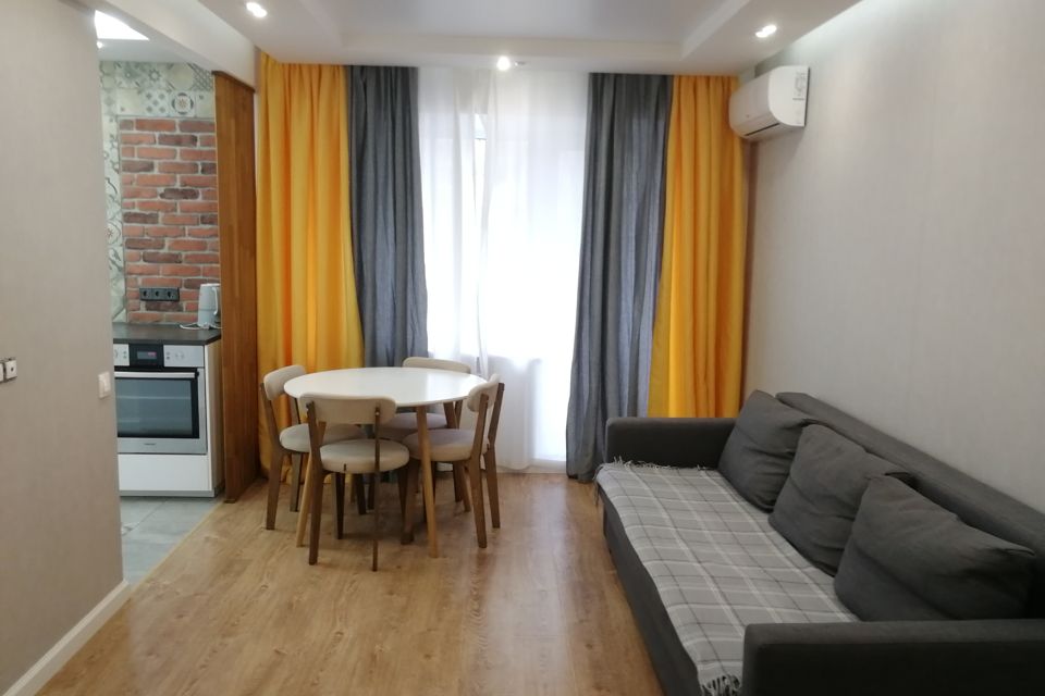 Сдаётся 2-комнатная квартира, 43 м²
