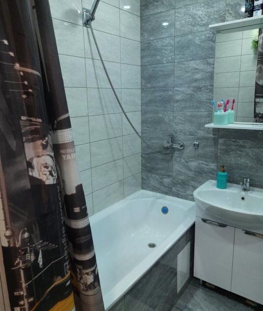 Сдаётся 1-комнатная квартира, 37 м²