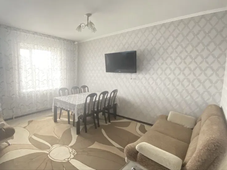Сдаётся 3-комнатная квартира, 111.9 м²