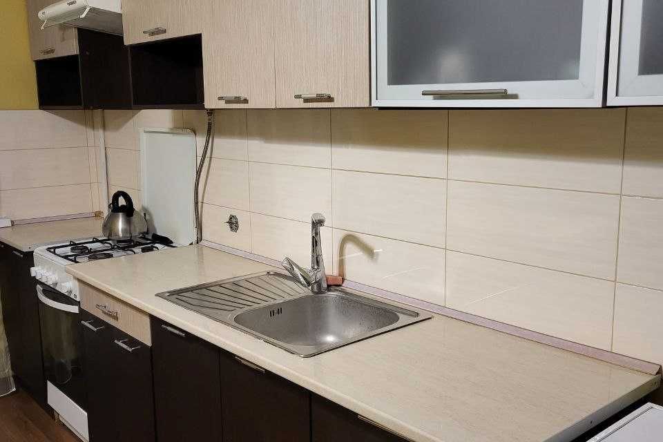 Сдаётся 1-комнатная квартира, 35 м²