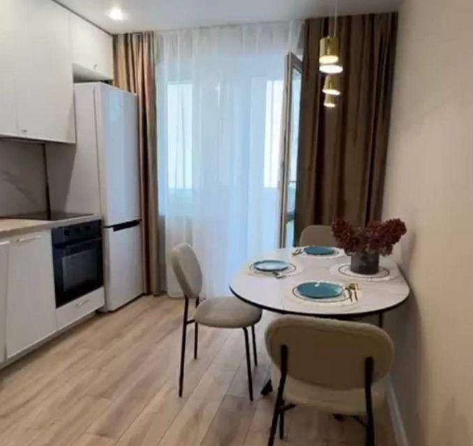 Сдаётся 1-комнатная квартира, 38 м²