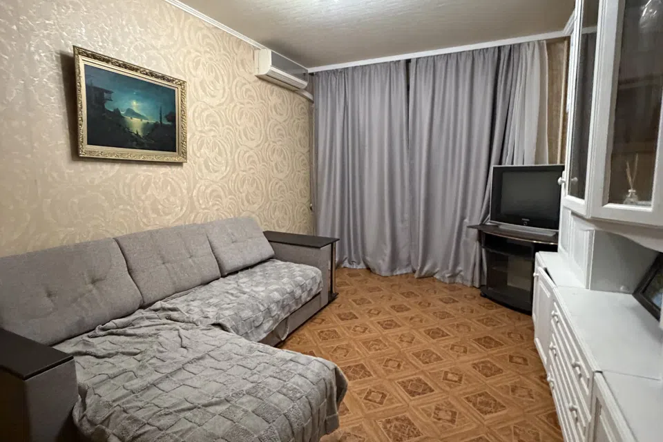 Сдаётся 2-комнатная квартира, 50 м²